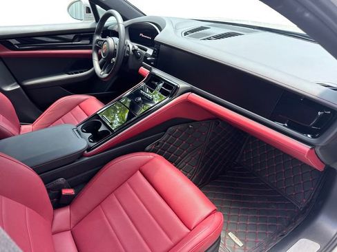 Used 2026 Porsche Panamera image 12
