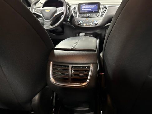 Used 2023 Chevrolet Malibu LT w/ Driver Confidence Package FWD image 14