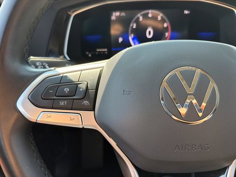 Used 2023 Volkswagen Jetta SE FWD image 13