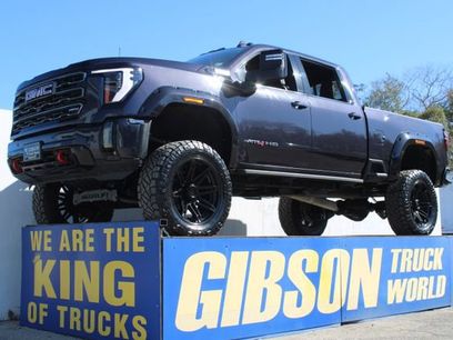 Used 2024 GMC Sierra 2500 AT4 w/ AT4 Premium Plus Package