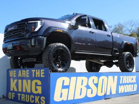 Used 2024 GMC Sierra 2500 AT4 w/ AT4 Premium Plus Package image 1