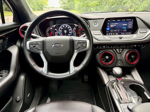 Used 2021 Chevrolet Blazer RS w/ Enhanced Convenience Package AWD/4WD image 2