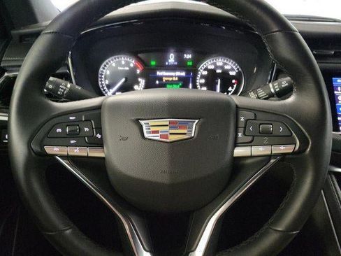Certified 2024 Cadillac XT6 Luxury FWD image 21