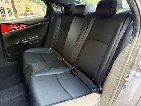 Used 2019 Honda Civic Sport image 40