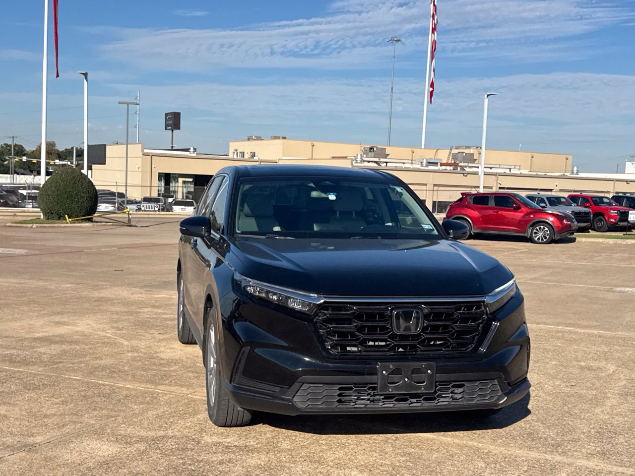 Used 2025 Honda CR-V EX image 4
