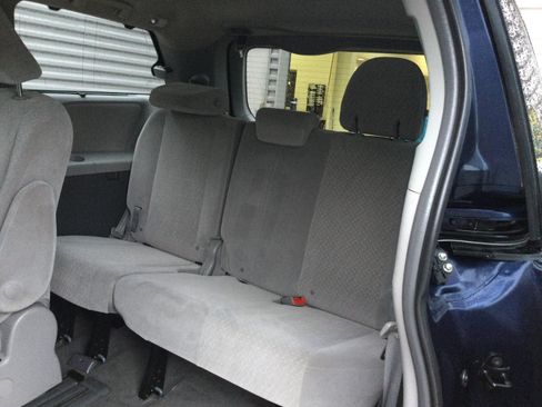 Used 2018 Toyota Sienna LE FWD image 7