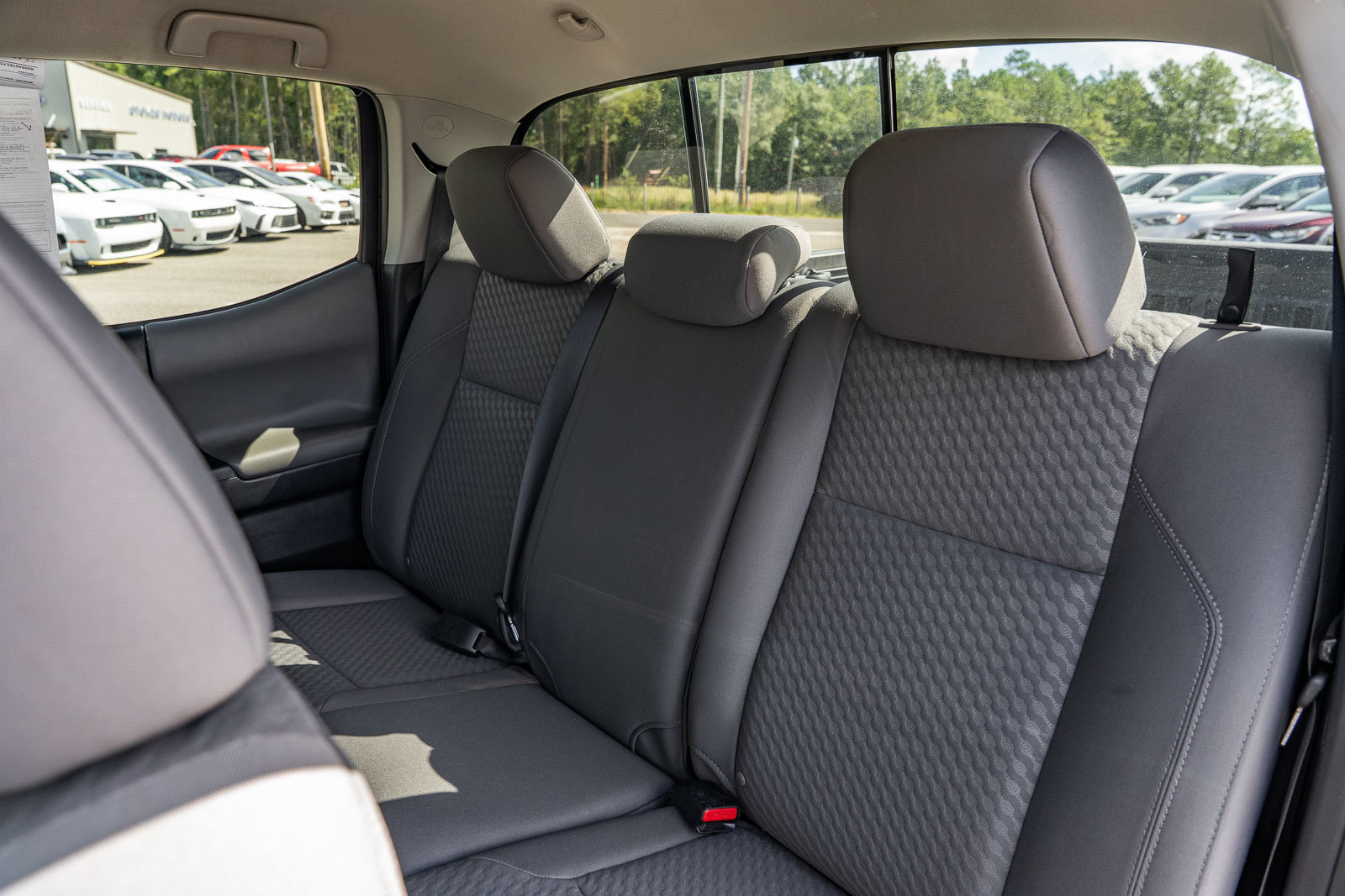 Used 2023 Toyota Tacoma SR5 RWD image 18