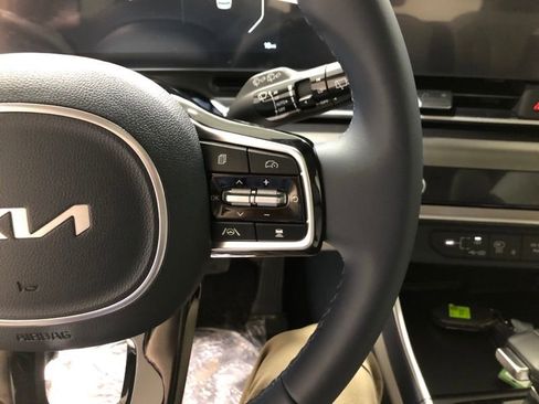 New 2026 Kia Carnival SX w/ SX Dark Edition Package image 26