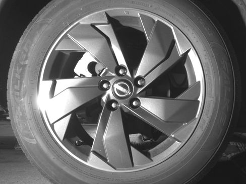 Used 2025 Nissan Rogue SV image 15