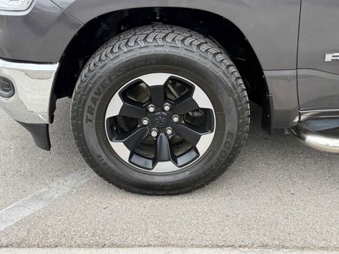 Used 2020 RAM 1500 Big Horn RWD image 32