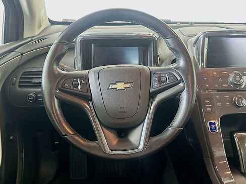 Used 2014 Chevrolet Volt FWD image 17