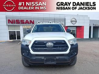 Used 2018 Toyota Tacoma SR RWD video 2
