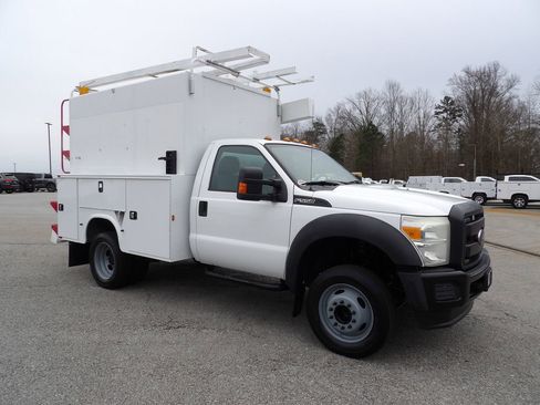 Used 2015 Ford F550 2WD Regular Cab Super Duty w/ Power Equipment Group image 10