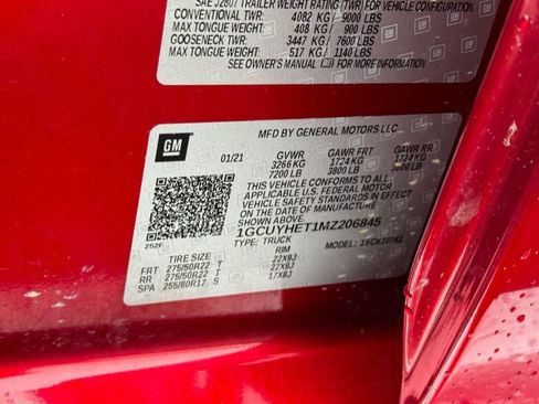 Used 2021 Chevrolet Silverado 1500 High Country w/ Technology Package AWD/4WD image 26