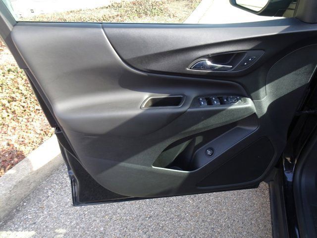 Used 2022 Chevrolet Equinox LT FWD image 12
