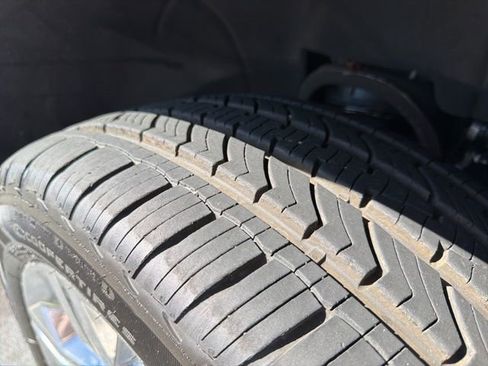 Used 2018 GMC Yukon Denali w/ Open Road Package image 10