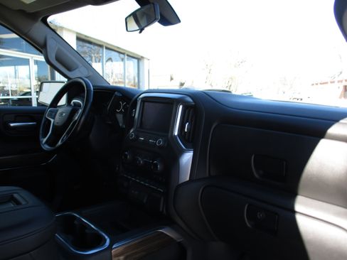 Used 2020 Chevrolet Silverado 1500 LT Trail Boss image 31