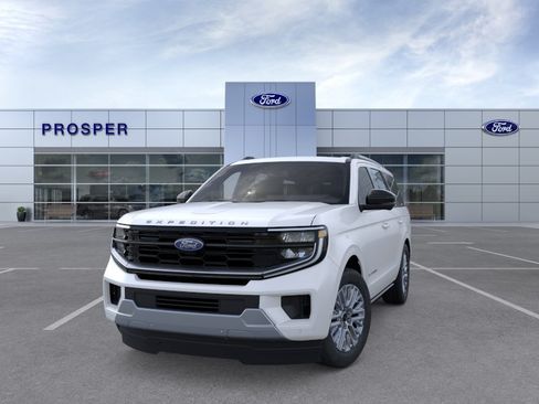 New 2026 Ford Expedition Platinum AWD/4WD image 2