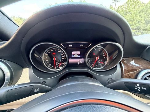 Used 2018 Mercedes-Benz CLA 250 image 17