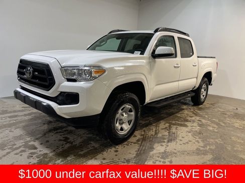 Used 2023 Toyota Tacoma SR image 9