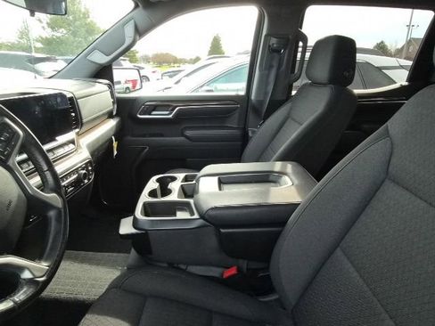 Used 2022 Chevrolet Silverado 1500 RST image 9