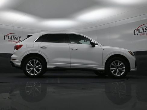 Used 2021 Audi Q3 2.0T Premium w/ Convenience Package image 30