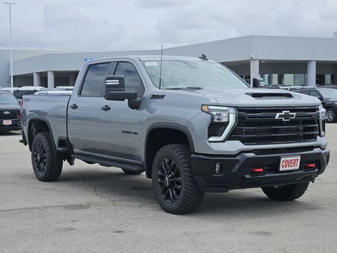 New 2026 Chevrolet Silverado 2500 LT w/ Trail Boss Package AWD/4WD image 2