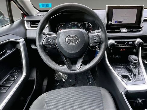 Used 2024 Toyota RAV4 LE AWD/4WD image 18