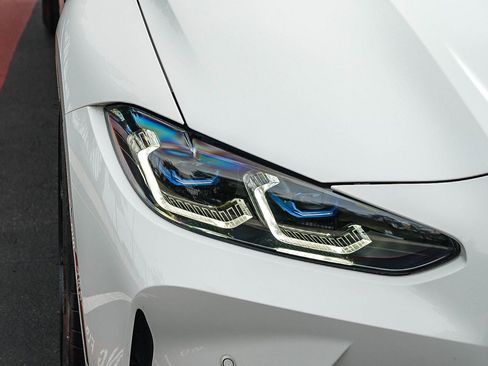 Used 2021 BMW M3 Competition image 9