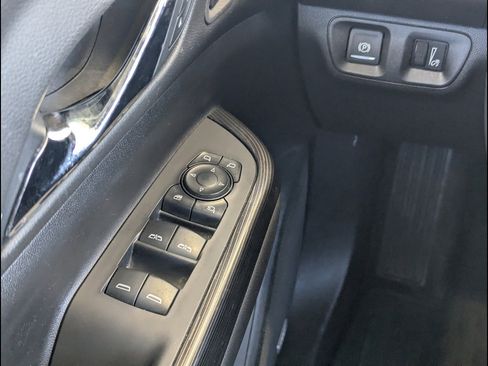 Used 2021 GMC Acadia SLT w/ Elevation Edition AWD/4WD image 29