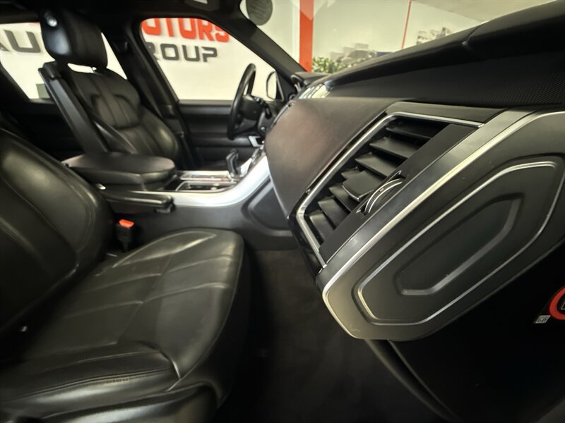 Used 2016 Land Rover Range Rover Sport HSE AWD/4WD image 22