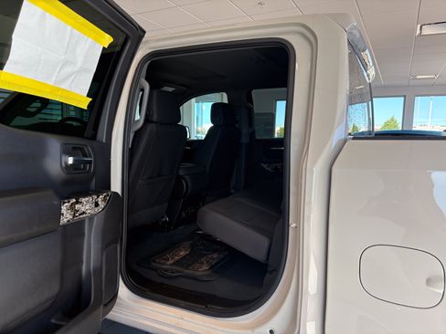 New 2026 Chevrolet Silverado 1500 Custom Trail Boss AWD/4WD image 18