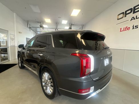 Used 2020 Hyundai Palisade Limited w/ Winter Weather Package AWD/4WD image 4