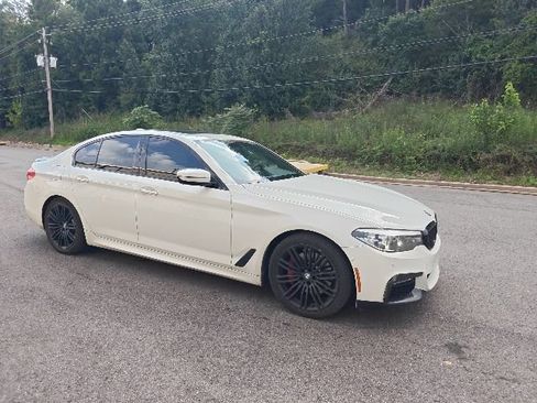 Used 2018 BMW 540i w/ M Sport Package RWD image 1