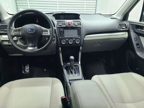Used 2015 Subaru Forester 2.5i Touring w/ Eyesight & Navigation System AWD/4WD image 2