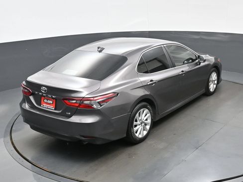 Used 2022 Toyota Camry LE FWD image 38