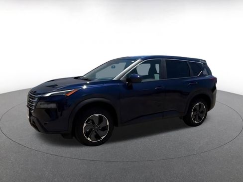 Used 2025 Nissan Rogue SV FWD image 8