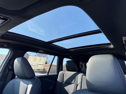 New 2026 Lexus TX 350 AWD image 18