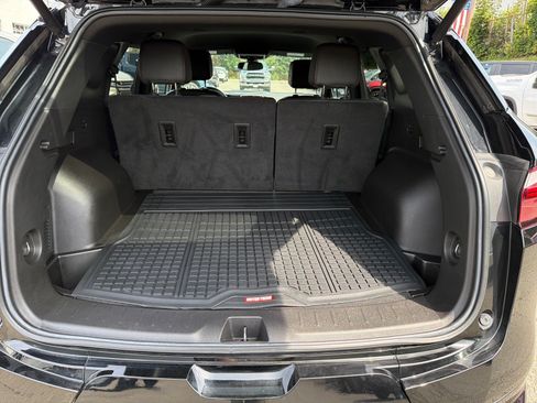 Used 2022 Chevrolet Blazer RS AWD/4WD image 9