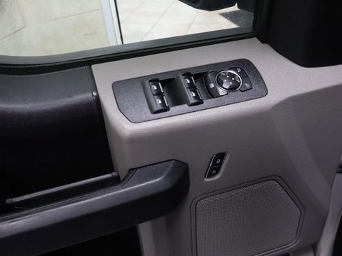 Used 2018 Ford F150 XL w/ Equipment Group 101A Mid AWD/4WD image 13
