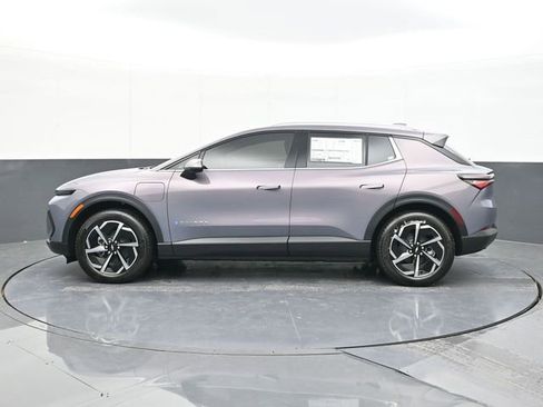 New 2026 Chevrolet Equinox EV LT image 8