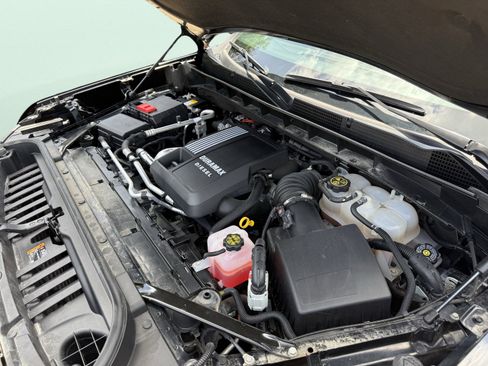 Used 2024 GMC Sierra 1500 AT4 image 16