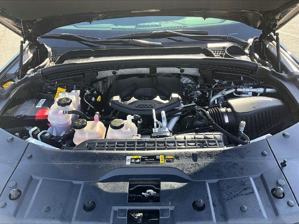 Used 2023 Jeep Grand Cherokee 4WD 4xe image 29