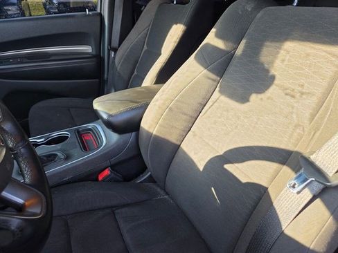 Used 2019 Dodge Durango SXT AWD/4WD image 2