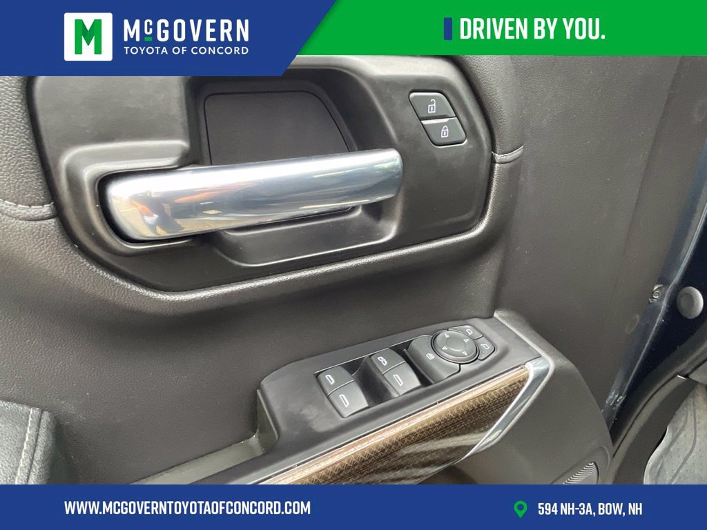 Used 2020 Chevrolet Silverado 1500 LT w/ LT Value Package AWD/4WD image 15
