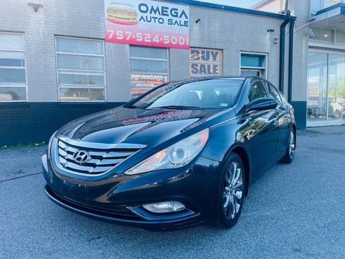 Used 2011 Hyundai Sonata SE image 2