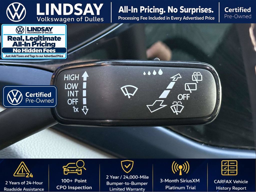 Used 2023 Volkswagen Taos SE w/ Panoramic Sunroof Package FWD image 26