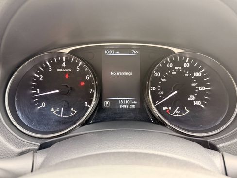 Used 2015 Nissan Rogue S AWD/4WD image 22