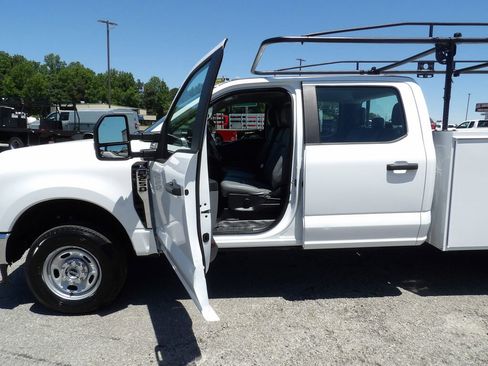 Used 2023 Ford F250 XL w/ XL Chrome Package AWD/4WD image 13