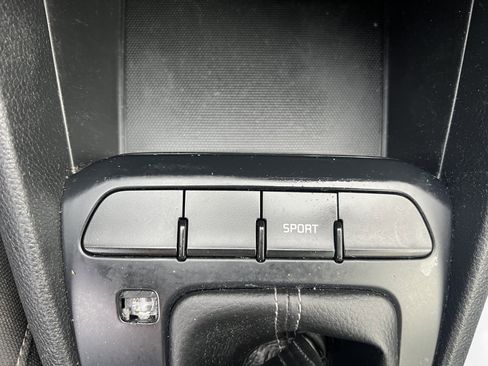 Used 2021 Kia Rio S image 26